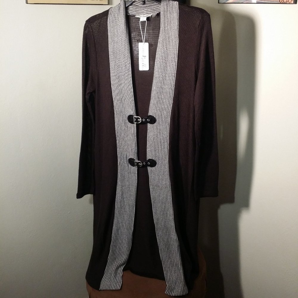 NWT Long black and white sweater with buckles